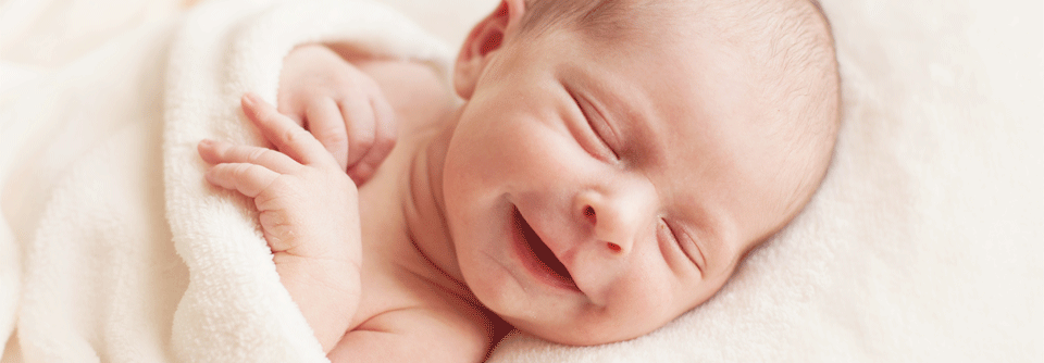 Mozarts Wiegenlied verringert die Schmerzen von Neugeborenen bei Fersenbluttests.