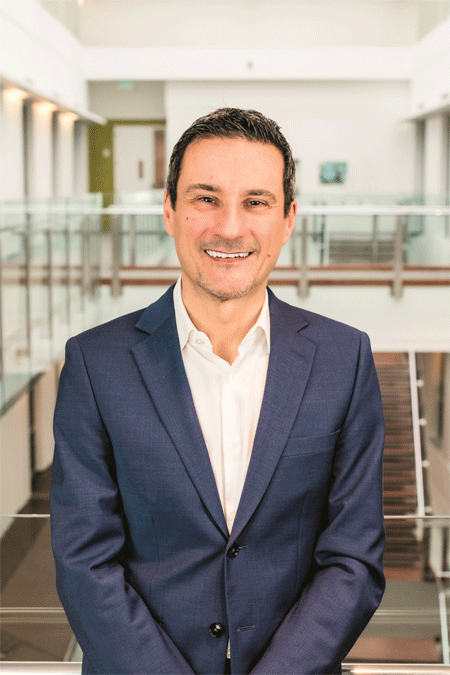 Dr. Cristian ­Massacesi, globaler Leiter der Medizin und der Entwicklung in der Onkologie, AstraZeneca
