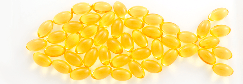 Eine gängige Quelle von Omega-3-Fettsäuren sind Fischöl-Kapseln.