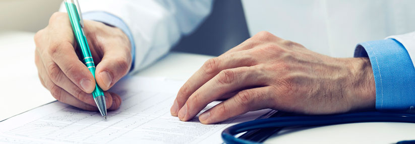 Bei einigen Formularen können Ärzte mehr als die Versicherten- bzw. Grundpauschale abrechnen.