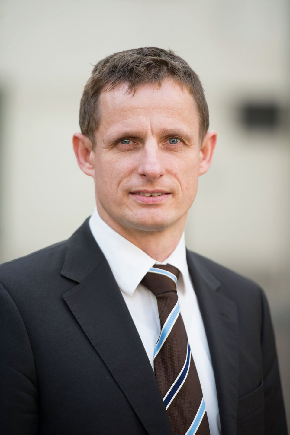 Privatdozent Dr. Antonios Bayas; Klinik für Neurologie und klinische Neurophysiologie, 
Universitätsklinikum Augsburg