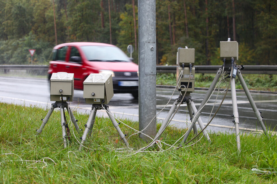 Wegen der geringen Zeitersparnis wird zu schnelles Fahren durch Gerichte kaum als angemessen anerkannt.