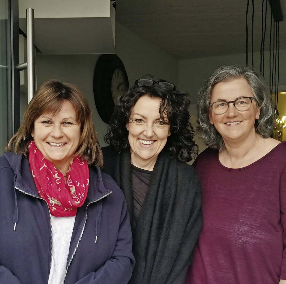 Praxisteam heute (v. l. n. r.): Sabine Voß, Astrid Näkel, Brigitte Etten