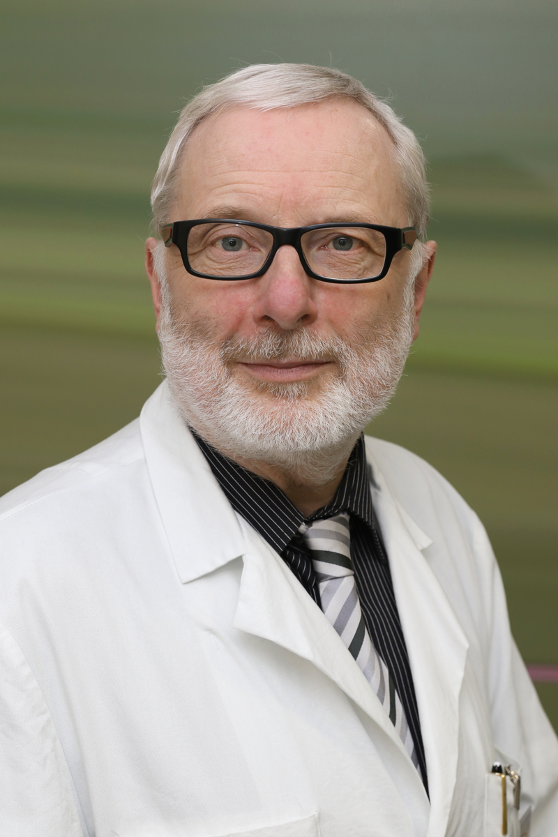 Prof. Dr. Dieter Ukena, Chefarzt der Klinik für Pneumologie und Beatmungsmedizin am Klinikum Bremen-Ost